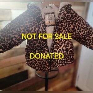 Size 2 toddler puffer jacket 4 for 20
